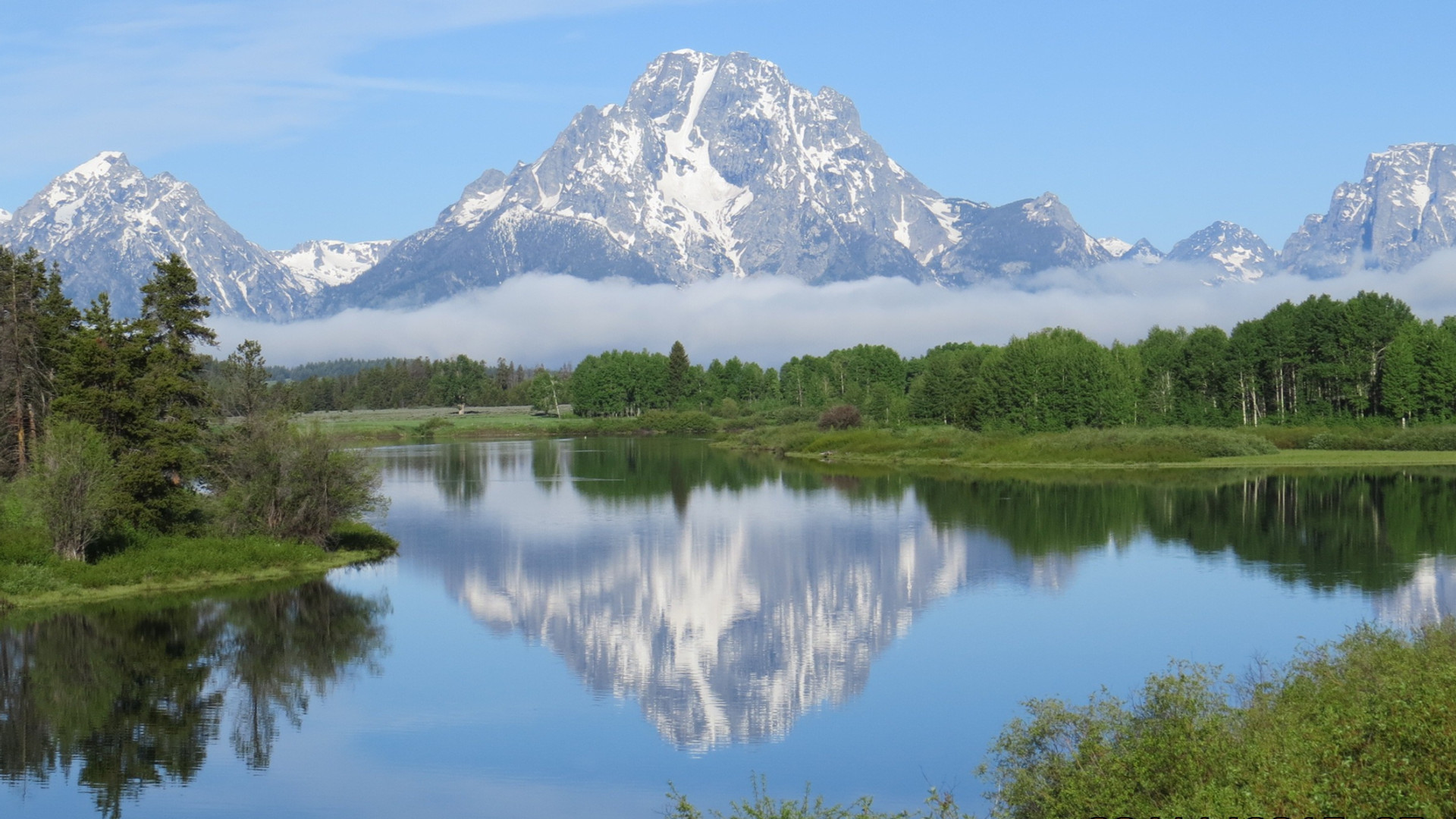 How to see grand teton national park and yellowstone in one trip. Yellowstone Guided Tours from Jackson Hole Best Yellowstone Tours